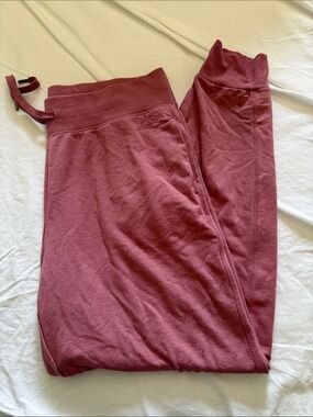 Tuff Athletics Jogger Style  Sweatpants.